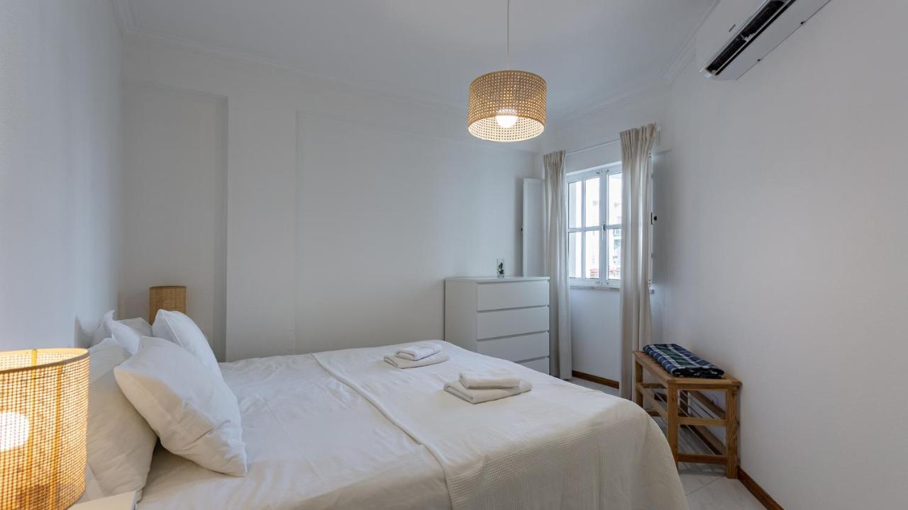 Bright 1Bdr Apartment W/Balcony By Lovelystay Vila Real de Santo Antonio Exterior photo